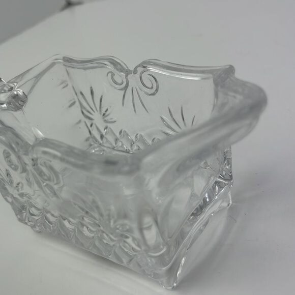 Shannon Crystal Designs of Ireland Hand Crafted Rectangle Crystal Footed Creamer - Picture 7 of 14